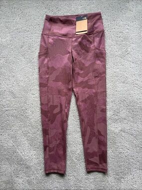The North Face Mauve Camo High-Rise Leggings